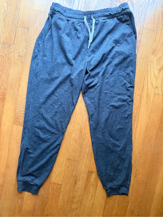 Vuori Pants - Vuori Charcoal Heather Halo Jogger